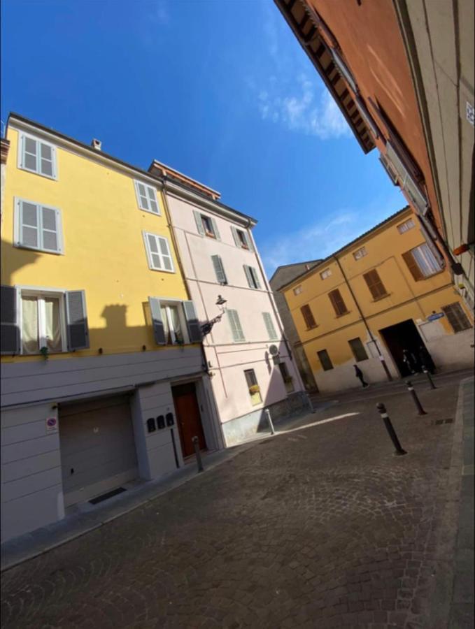 Luxury 1 Al Duomo Di Parma Διαμέρισμα Εξωτερικό φωτογραφία