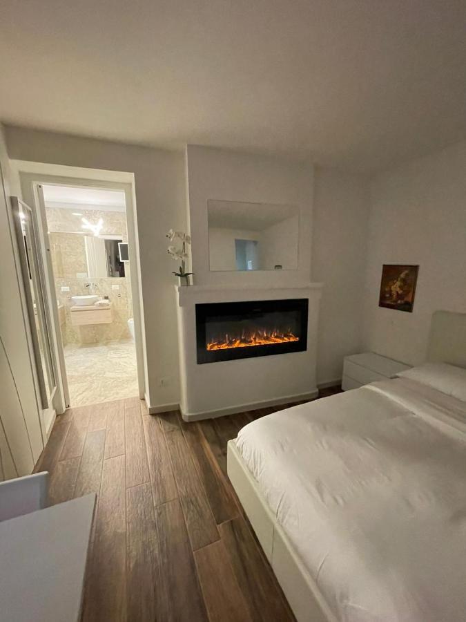 Luxury 1 Al Duomo Di Parma Διαμέρισμα Εξωτερικό φωτογραφία